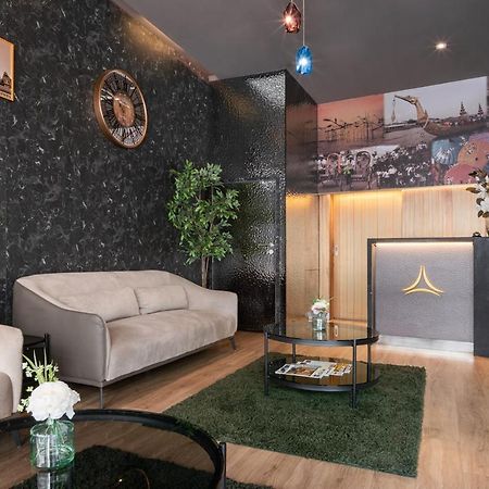 Hotel Aspira Gems Center Silom à Bangkok Extérieur photo